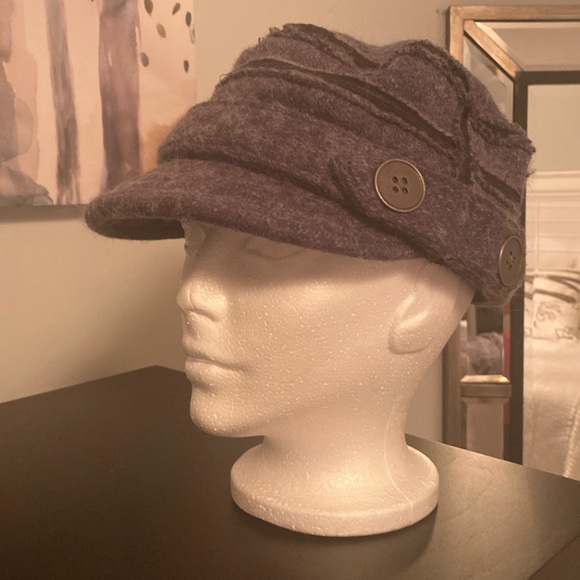 Winter Cap - Picture 1 of 7